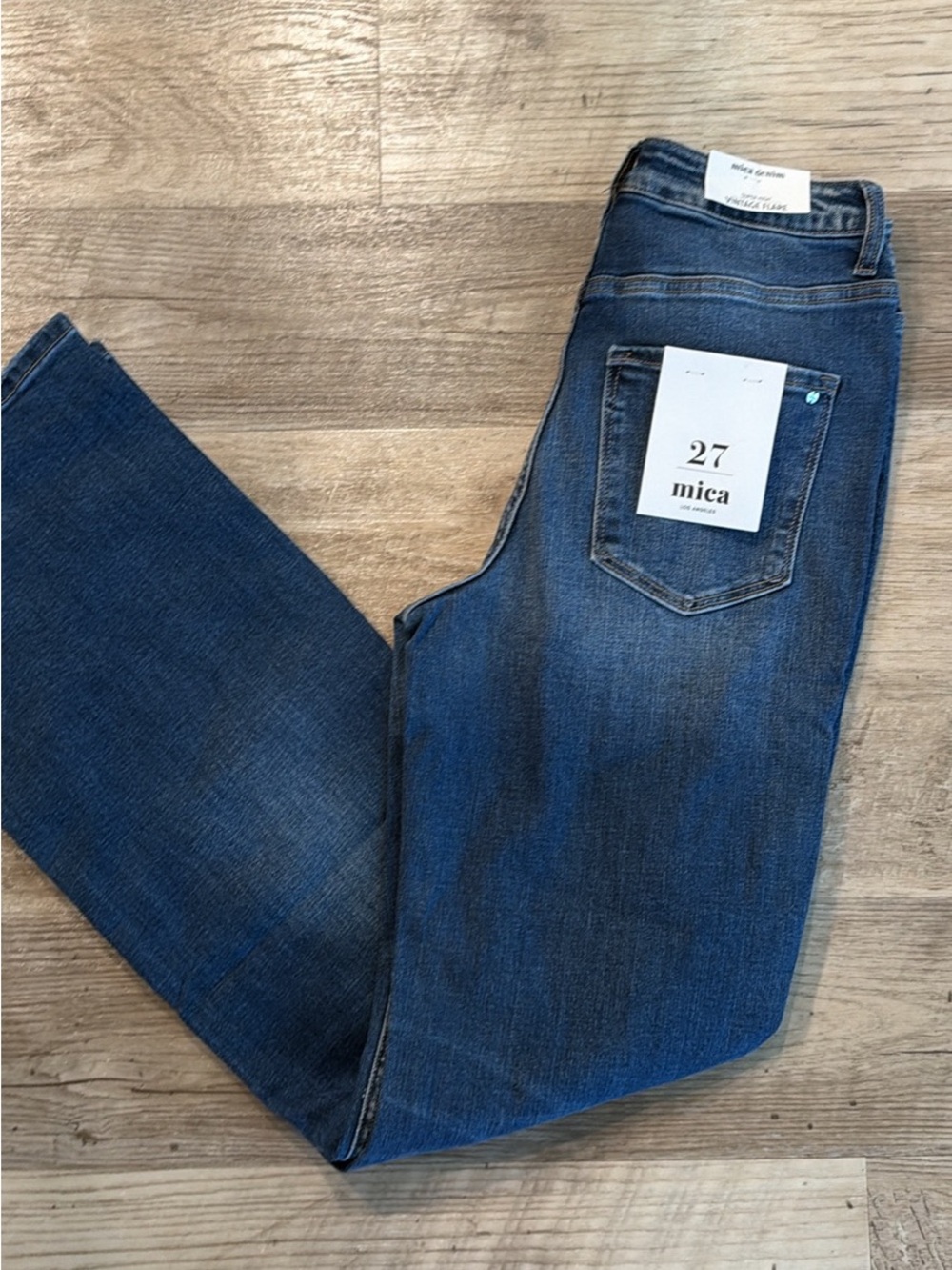 Mica Women’s NWT 27 Jeans